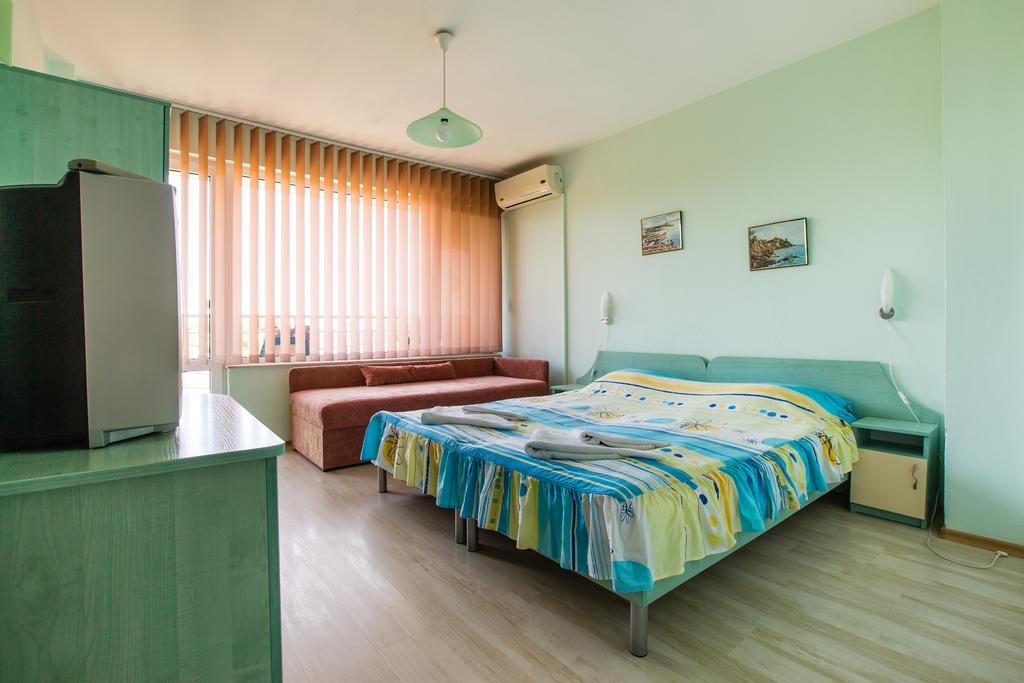 Guest House ,, Ekaterina" Nessebar Eksteriør billede