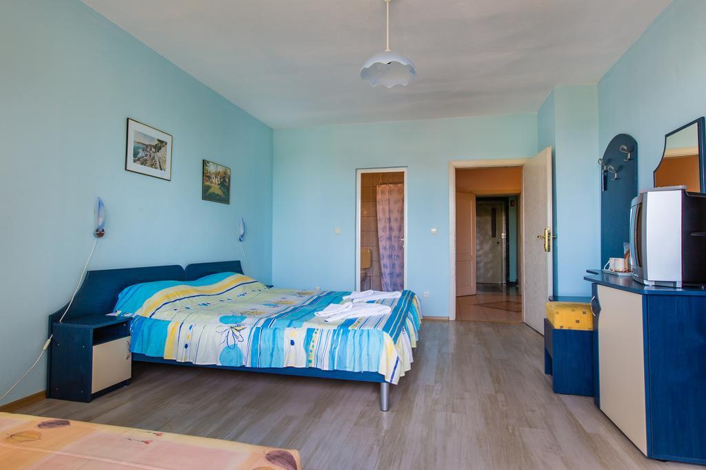 Guest House ,, Ekaterina" Nessebar Eksteriør billede
